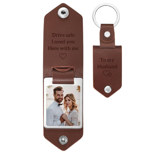 🔥HOT SALE✨Gift to Husband-Customized Leather Photo Text Keychain